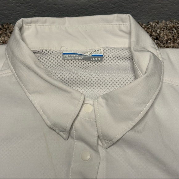 Columbia Women’s White Casual Button Down Shirt - Picture 6 of 12